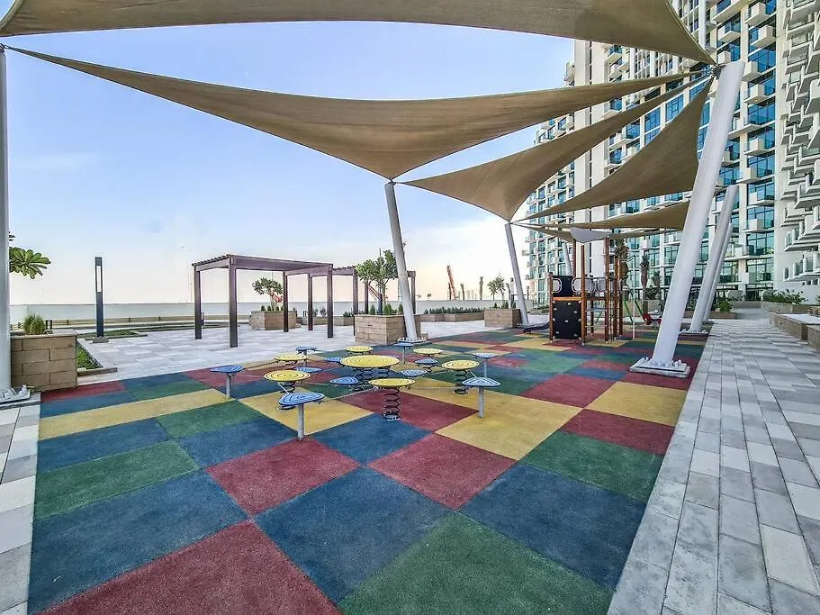 Apartment Lovely Studio With Cozy Balcony And Outdoor Pool Dubai