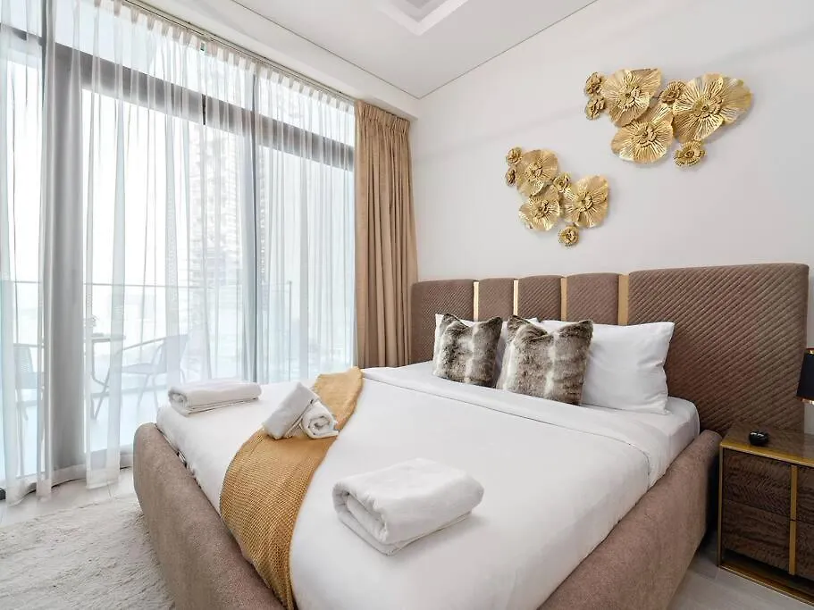 Apartment Lovely Studio With Cozy Balcony And Outdoor Pool Dubai