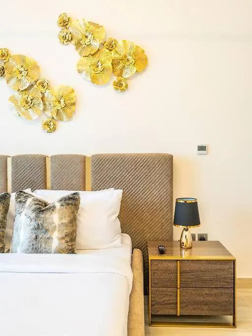 Lovely Studio With Cozy Balcony And Outdoor Pool Dubai 0*,  United Arab Emirates