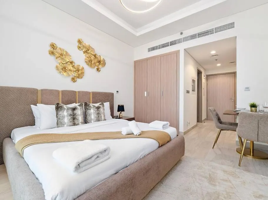 Lovely Studio With Cozy Balcony And Outdoor Pool contacts